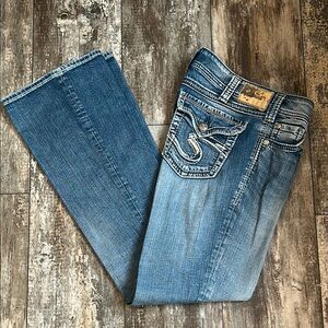 Women's Blue Jeans